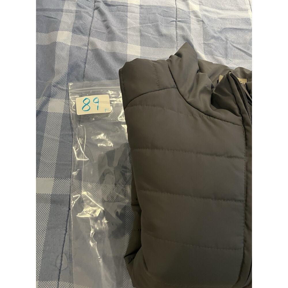 Crable Sportswear Notre Dame Men's L Fighting Irish Quilted Puffer jacket - Picture 9 of 9